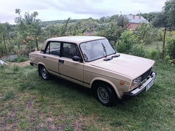Авто ВАЗ 2105 1989 № 7949521