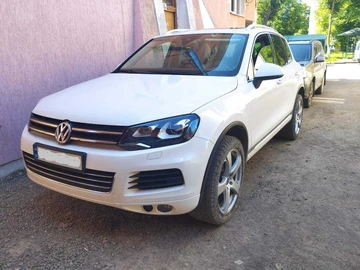 Авто Volkswagen Touareg 2012 № 7949861