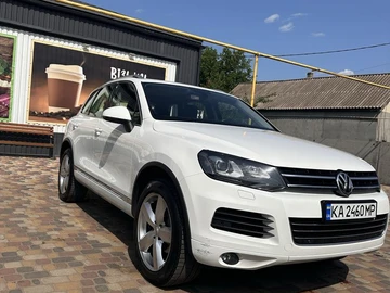 Авто Volkswagen Touareg 2012 № 7949875