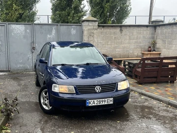 Авто Volkswagen Passat Sedan 2001 № 7949904