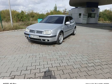 Авто Volkswagen Golf 2000 № 7950021