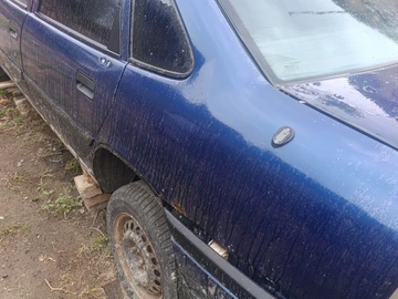Авто Opel Vectra 1993 № 7950077