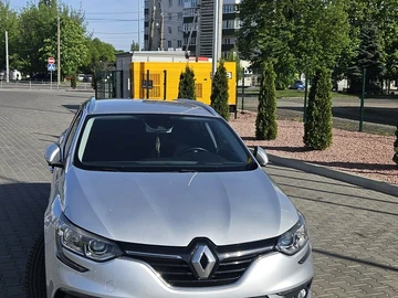 Авто Renault 4 2017 № 7950094