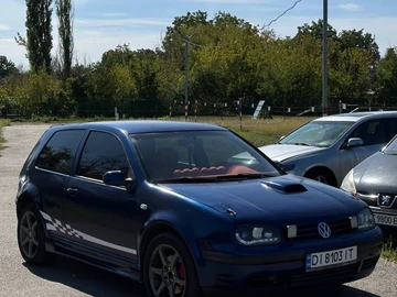 Авто Volkswagen Golf 2002 № 7950096