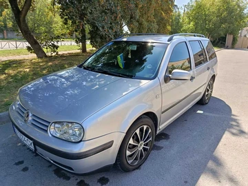 Авто Volkswagen Golf 2000 № 7950174