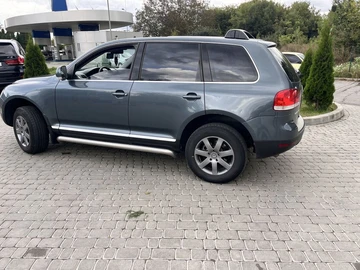 Авто Volkswagen Touareg 2005 № 7950389