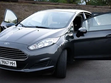 Авто Ford Fiesta 2015 № 7950793