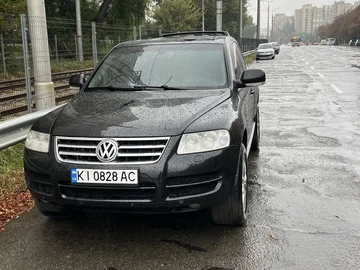 Авто Volkswagen Touareg 2003 № 7950809