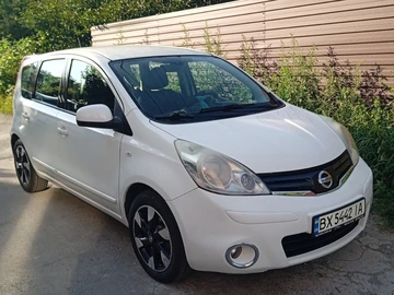 Авто Nissan 100Nx 2012 № 7951125