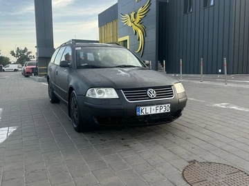 Авто Volkswagen Passat Variant 2005 № 7951199