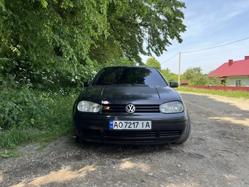 Авто Volkswagen Golf 1998 № 7951401