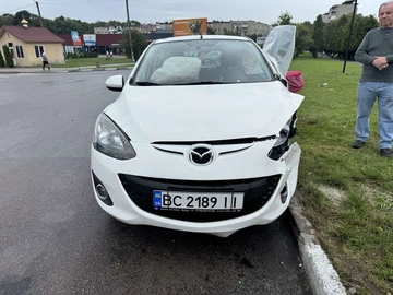 Авто Mazda 2 2011 № 7951443
