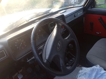 Авто ВАЗ 2107 1985 № 7951623