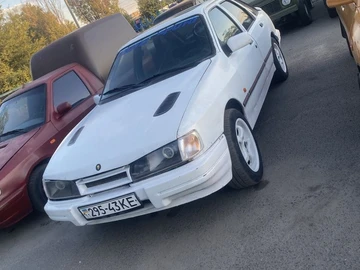Авто Ford Sierra 1990 № 7951652