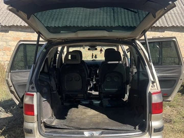 Авто Ford Galaxy 2001 № 7951954