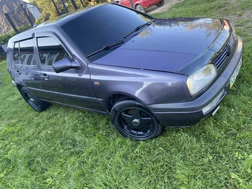 Авто Volkswagen Golf 1995 № 7951990