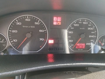 Авто Audi A6 1995 № 7952032
