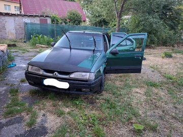 Авто Renault 19 2000 № 7952252