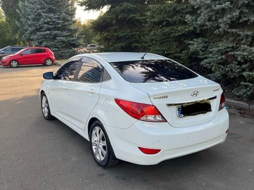 Авто Hyundai Accent 2011 № 7952427