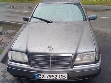Авто Mercedes 220 1994 № 7952485