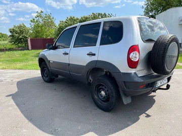 Авто Chevrolet Niva 2012 № 7952490