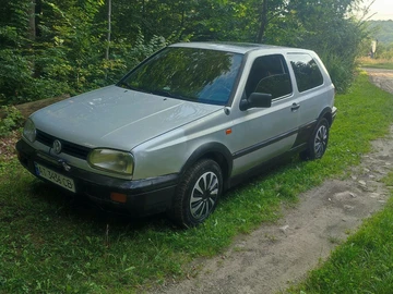 Авто Volkswagen Golf 1993 № 7952645