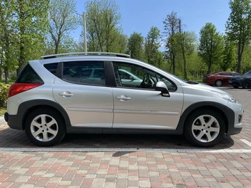 Авто Peugeot 207 2010 № 7952787