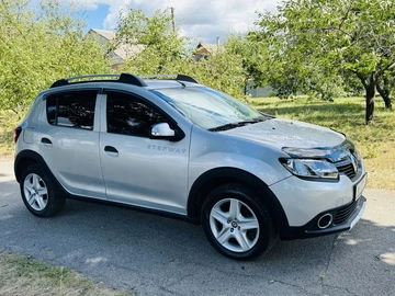 Авто Renault Sandero 2015 № 7952935