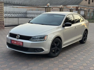 Авто Volkswagen Jetta 2011 № 7952975