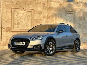 Авто Audi A4 2023 № 7953028