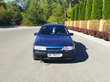 Авто Opel Vectra 1990 № 7953112
