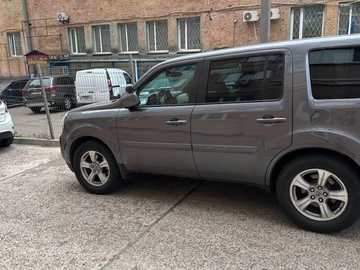 Авто Honda Pilot 2014 № 7953122