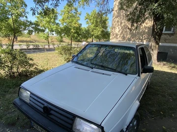 Авто Volkswagen Golf 1989 № 7953203