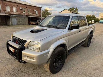 Авто Mitsubishi L 200 2001 № 7953204