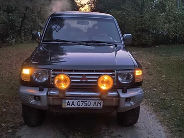 Авто Mitsubishi Pajero 1999 № 7953295