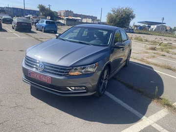 Авто Volkswagen Passat Sedan 2017 № 7953371