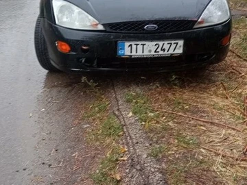 Авто Ford Focus 2000 № 7953542