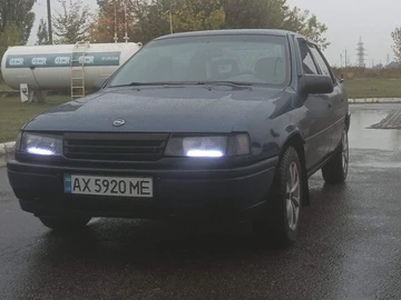 Авто Opel Vectra 1990 № 7954132