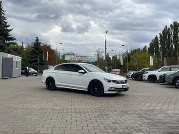 Авто Volkswagen Passat Sedan 2015 № 7954235