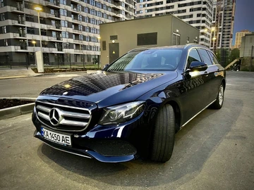 Авто Mercedes 220 2016 № 7954320