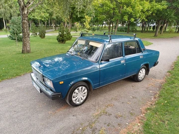 Авто ВАЗ 2107 2004 № 7954332
