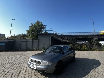 Авто Audi A4 2000 № 7954336