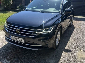 Авто Volkswagen Tiguan 2021 № 7954486