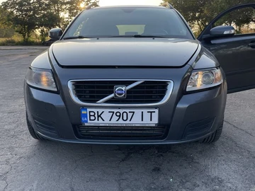 Авто Volvo V50 2007 № 7954545