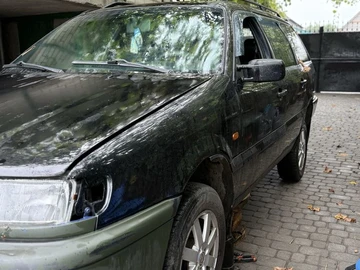 Авто Volkswagen Passat Variant 1996 № 7954555