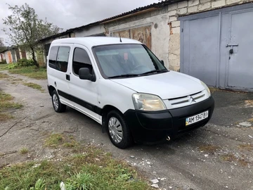 Авто Citroen Berlingo 2004 № 7954570