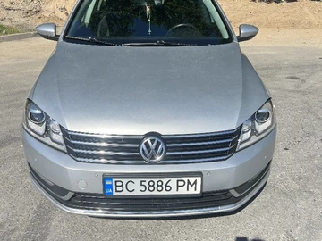 Авто Volkswagen Passat Variant 2010 № 7954683