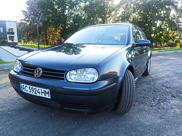 Авто Volkswagen Golf 2003 № 7954905