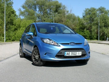 Авто Ford Fiesta 2011 № 7954936