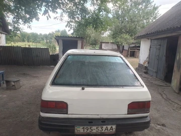 Авто Mazda 323 1989 № 7955101